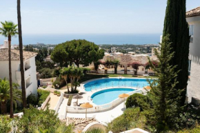 Stunning sea view in Mijas, walk to restaurants and golf